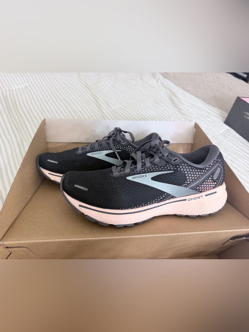Brooks Ghost Women's Running Shoes - Black with Light Pink Midsole